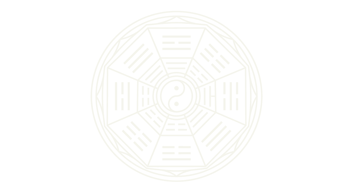 Bagua com yin-yang central e trigramas ao redor